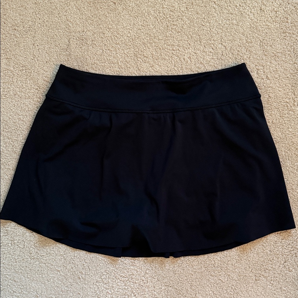 Athleta Dark Black Short